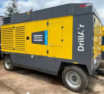 Y1300 Dijital Ekranlı Taşınabilir Kompresör FAD 36.5-32.3 M3/dakikada Ağır Güçlü Uygulamalar için