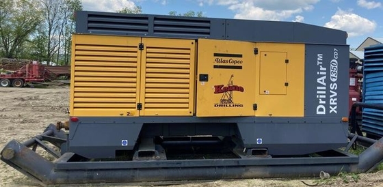 Endüstriyel Uygulamalar için 975L Dizel Tank Kapasitesi Taşınabilir Kompresör XRVS1350
