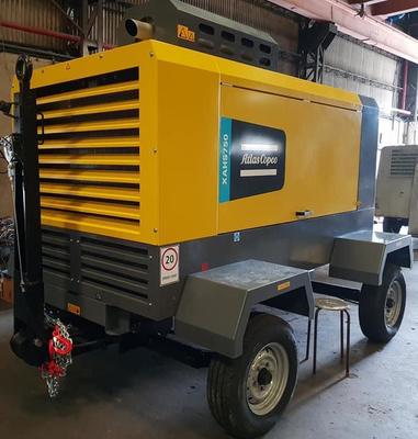XAHS750 taşınabilir kompresör 12 Bar 21 M3/min Cummins Motoru